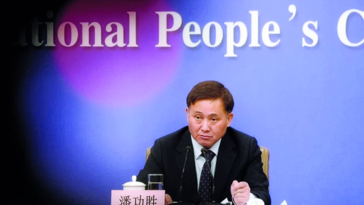 الصين تحذر من الانكماش التنافسي وتعزز ضبط المخاطر المالية