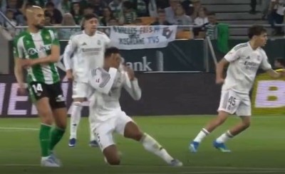 سخرية في وسائل التواصل الاجتماعي من بيلينغهام «المحتال» (فيديو)