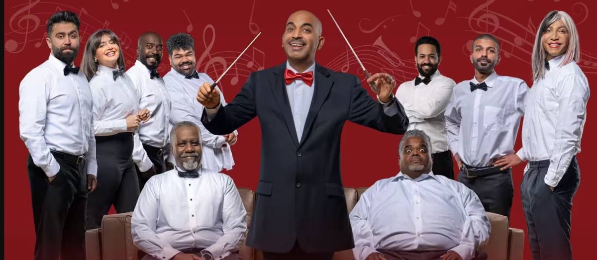 «المايسترو» يعزف في دبي لحن الكوميديا