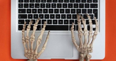 "الإنترنت الميت".. هل ما نراه حقيقي أم مجرد صدى للآلة؟