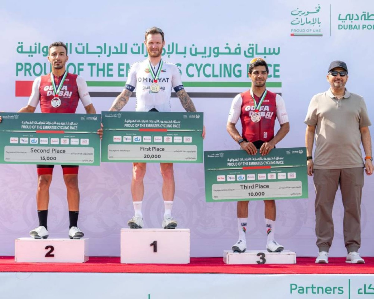 تألق نسائي ورجالي في سباق «فخورين بالإمارات»