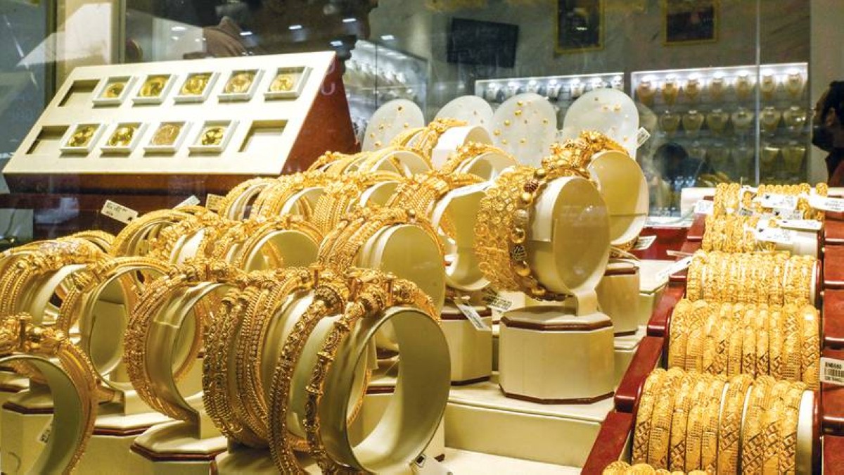 تراجع أسعار الذهب والفضة في الإمارات