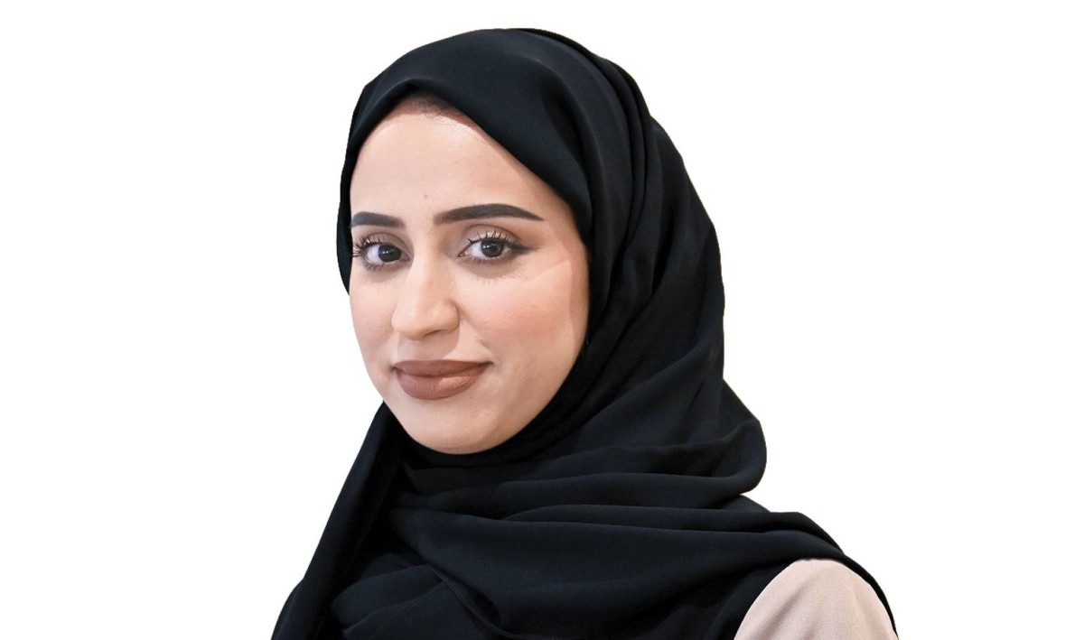 عائشة النعيمي
