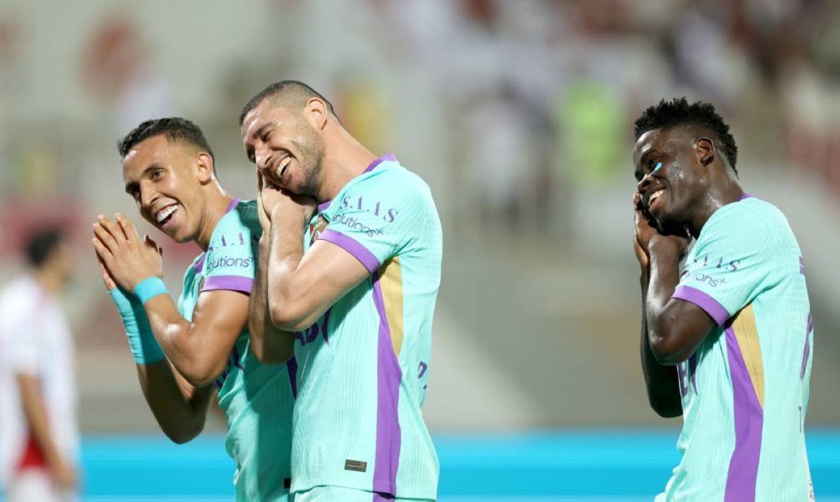العين يتوج بلقب دوري المحترفين بعد فوز كاسح على الشارقة — image 1