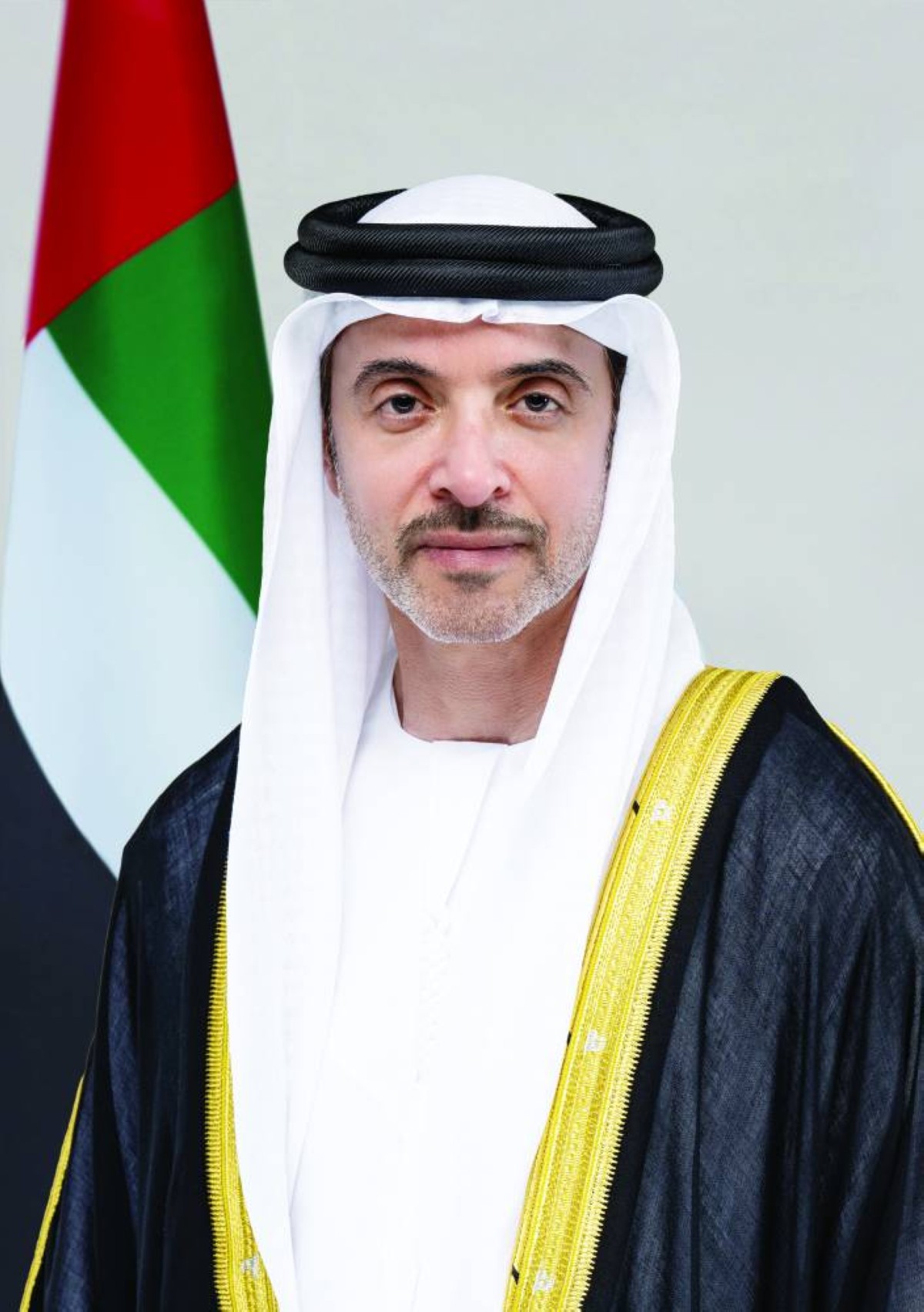 رئيس الدولة يتلقى تهنئة هزاع بن زايد بمناسبة تتويج العين بلقب الدوري