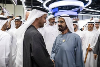 محمد بن زايد: سعدت بشوفة بو راشد عضيدي وتاج راسي