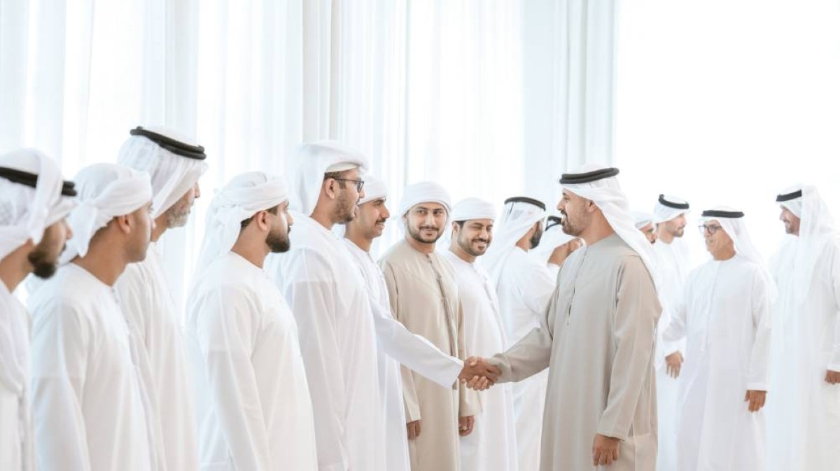 ذياب بن محمد مقدماً واجب العزاء