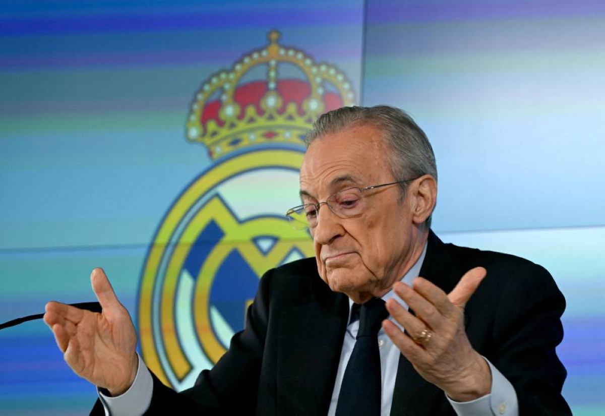 بيريز ينفي شائعات الاستقالة ويعلن ترشحه مجدداً لرئاسة ريال مدريد