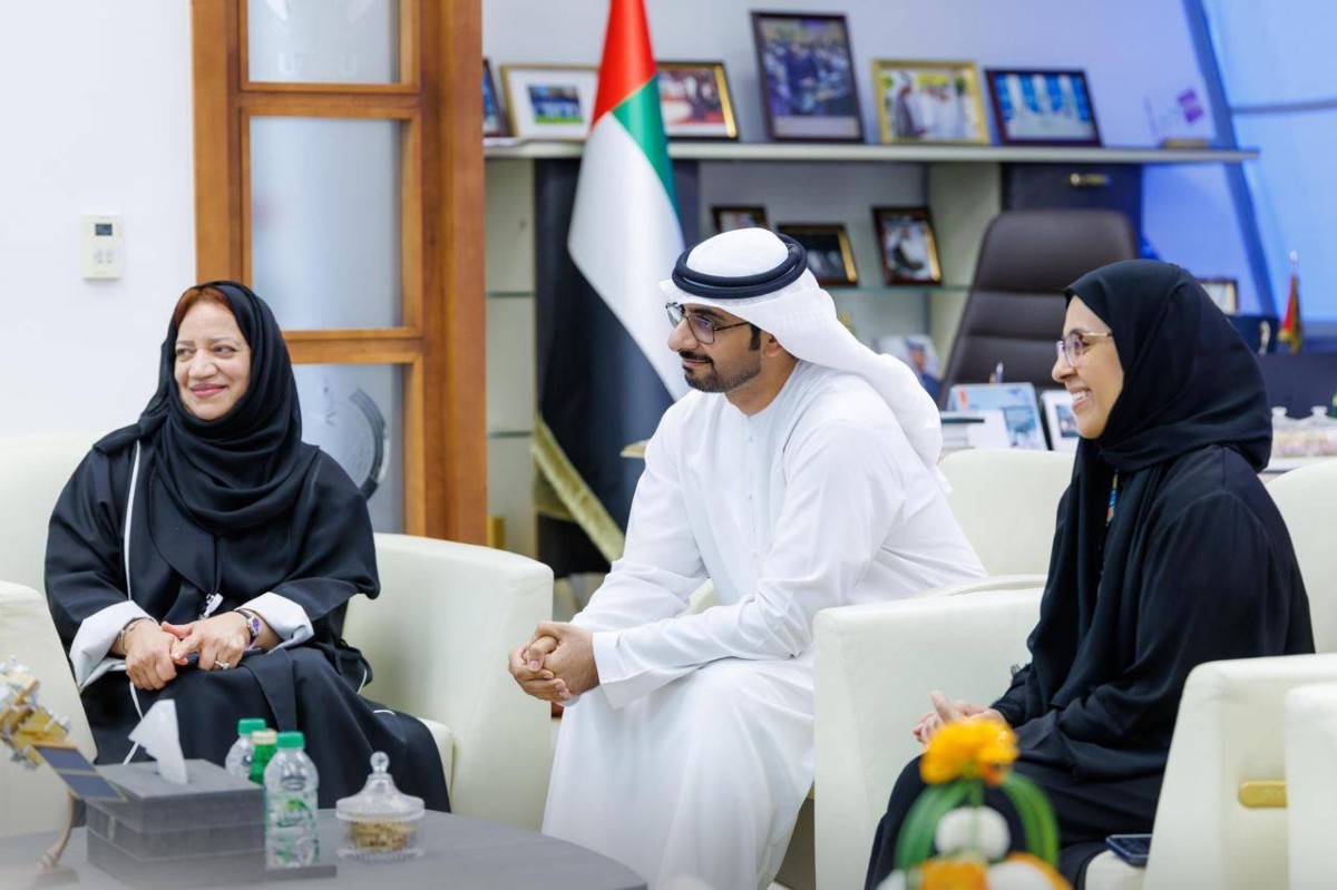 اتحاد الريشة الطائرة وجامعة الإمارات يعززان التعاون الرياضي