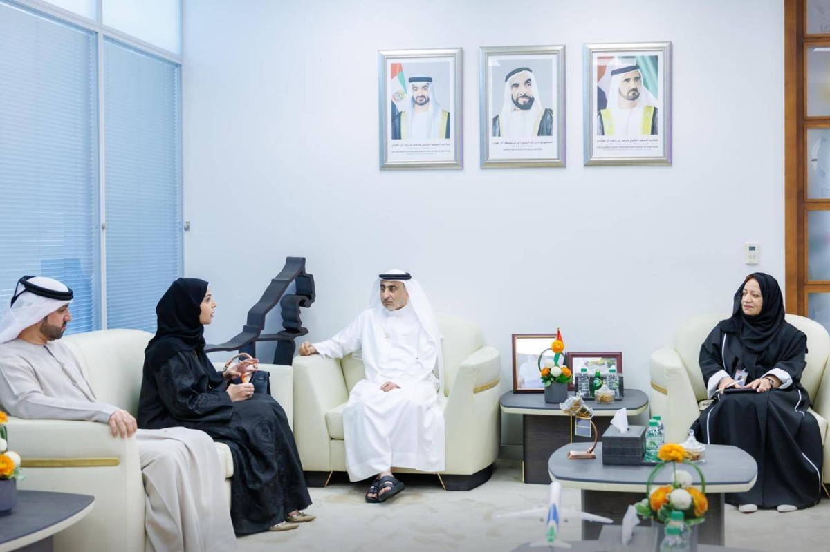 اتحاد الريشة الطائرة وجامعة الإمارات يعززان التعاون الرياضي