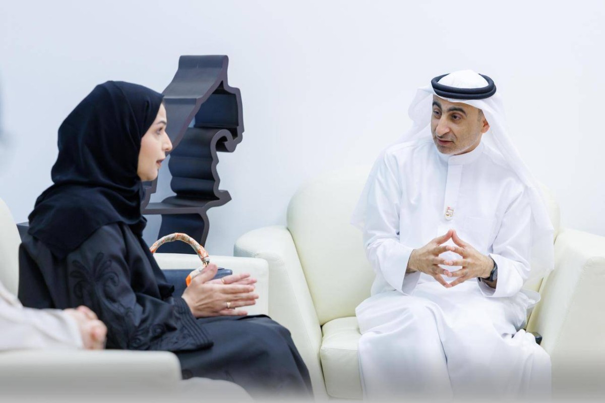 اتحاد الريشة الطائرة وجامعة الإمارات يعززان التعاون الرياضي