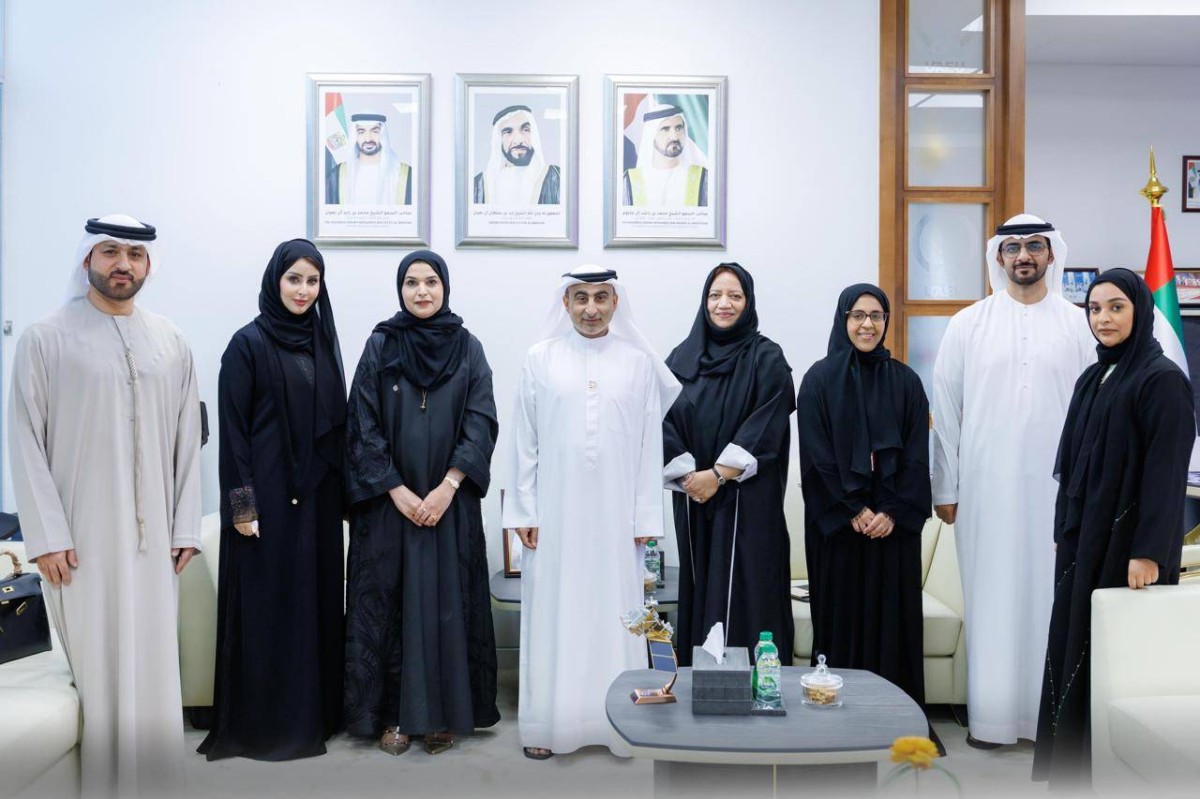 اتحاد الريشة الطائرة وجامعة الإمارات يعززان التعاون الرياضي
