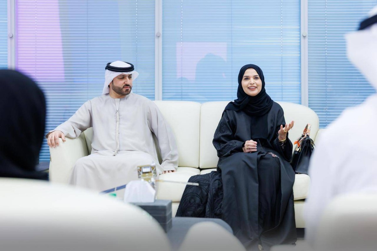 اتحاد الريشة الطائرة وجامعة الإمارات يعززان التعاون الرياضي