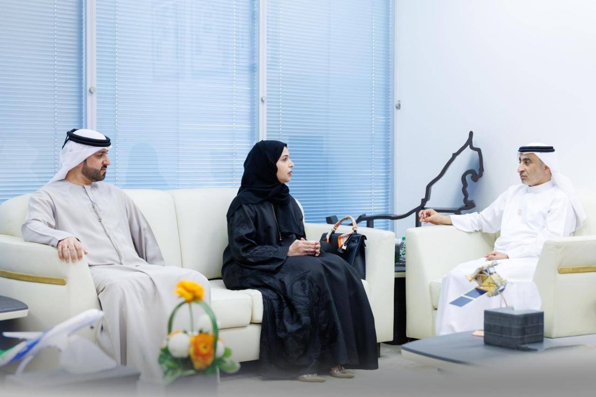 اتحاد الريشة الطائرة وجامعة الإمارات يعززان التعاون الرياضي