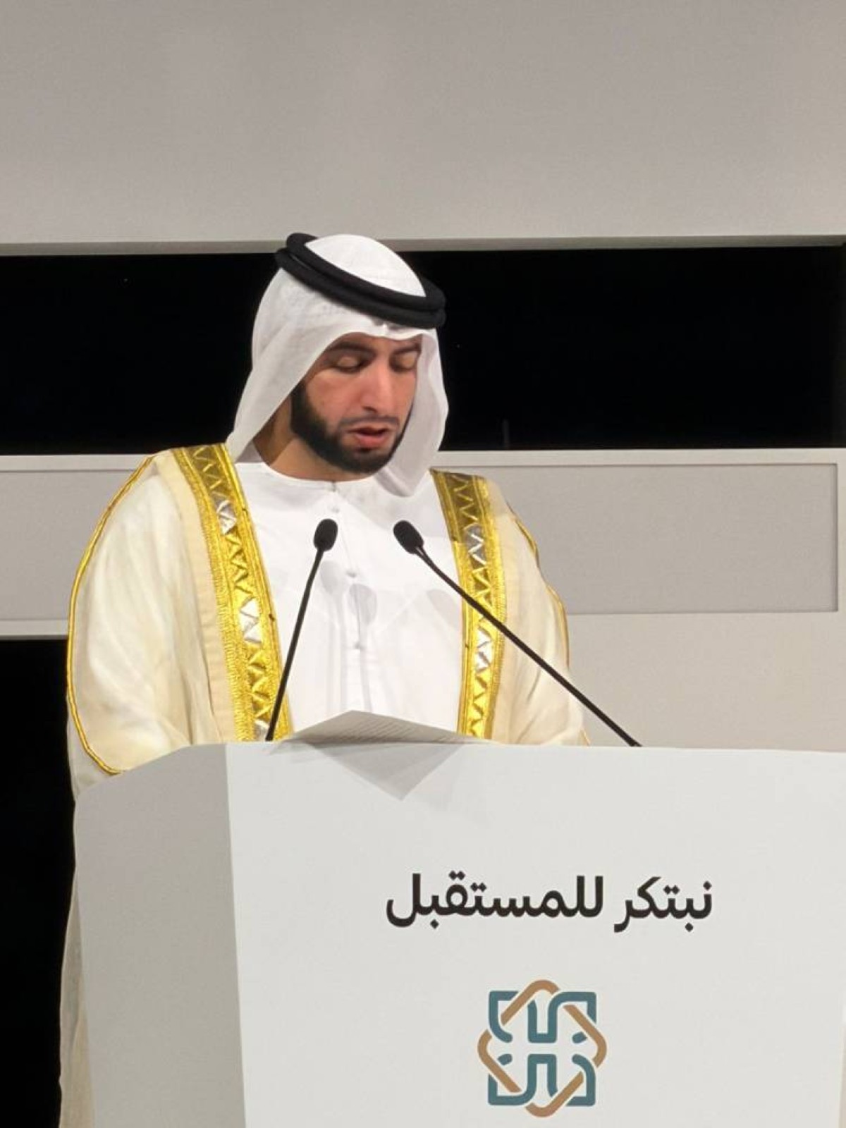 راشد بن حمدان يطلق مبادرة لتكريم أسر الطلبة الفائزين بجائزة «الطالب المتميز»