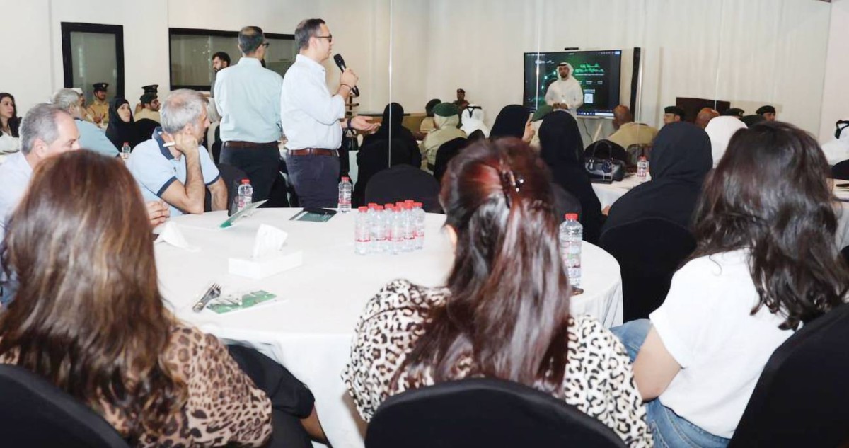 مركز شرطة الفقع يستمع لآراء واقتراحات المتعاملين