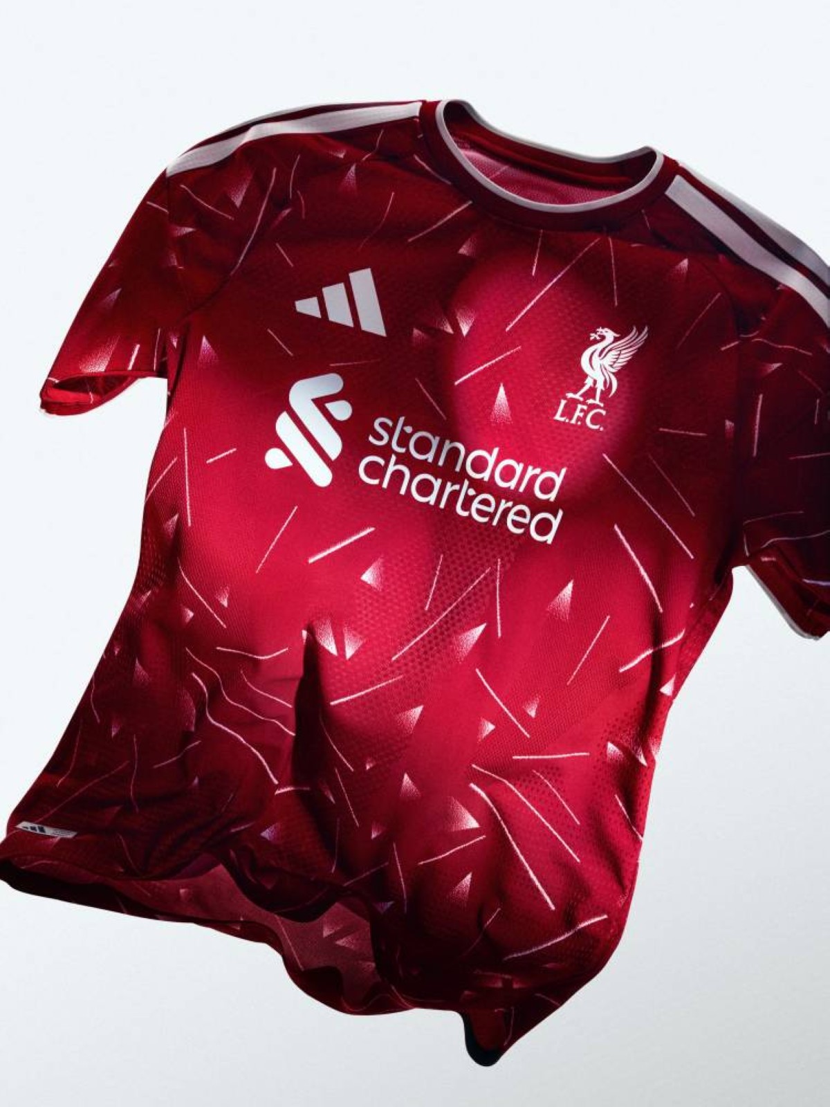 ليفربول يطرح قميص الموسم الجديد بتصميم تاريخي