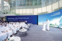 سعيد الطاير متحدثاً خلال احتفال هيئة كهرباء ومياه دبي بالمقر الجديد