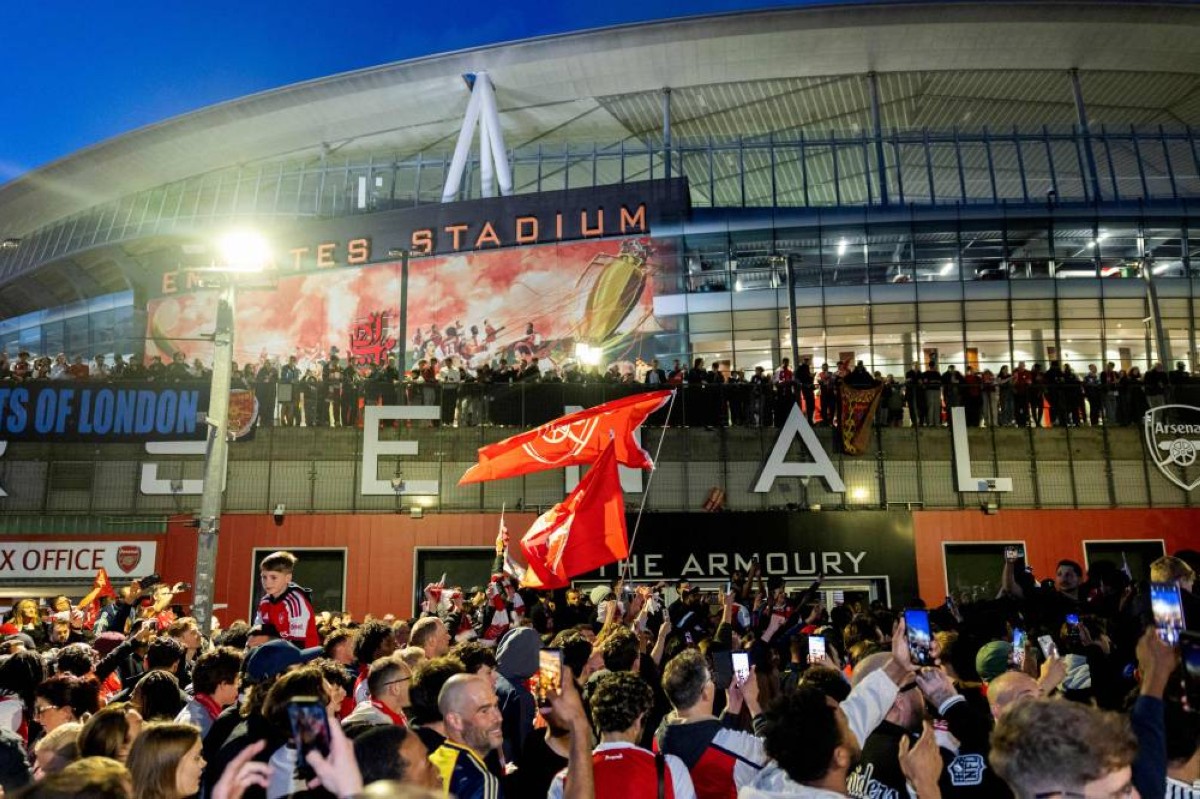 Arsenal Faces Challenges and Breaks Barriers