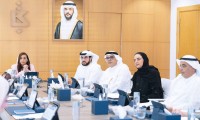 بدور القاسمي خلال ترؤسها الاجتماع بحضور عدد من المسؤولين