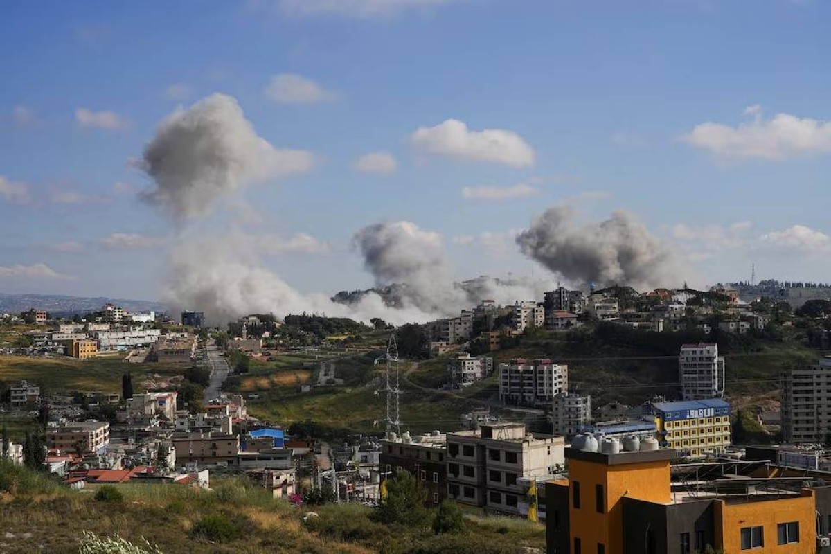 مقتل 11 شخصاً وإصابة 5 آخرين في غارات إسرائيلية جنوب لبنان