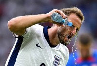 إنجلترا تواجه كأس العالم الأصعب بسبب 9000 ميل ورطوبة خانقة