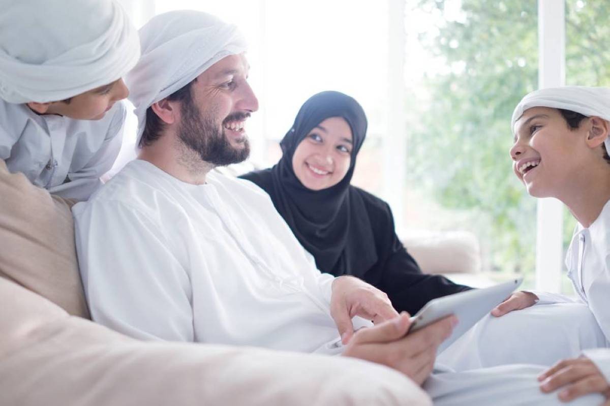 الأسرة والمدرسة والمجلس.. «ثلاثية» تصون الهوية وتحصن الأجيال