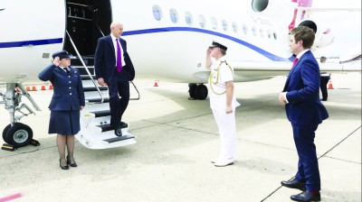 حرب خفية على جبهة «جي بي إس».. ما الذي حصل مع طائرة وزير الدفاع البريطاني؟