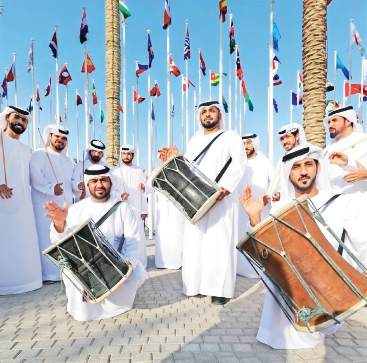 الفنون الشعبية الإماراتية حاضرة في المناسبات الوطنية والاجتماعية 