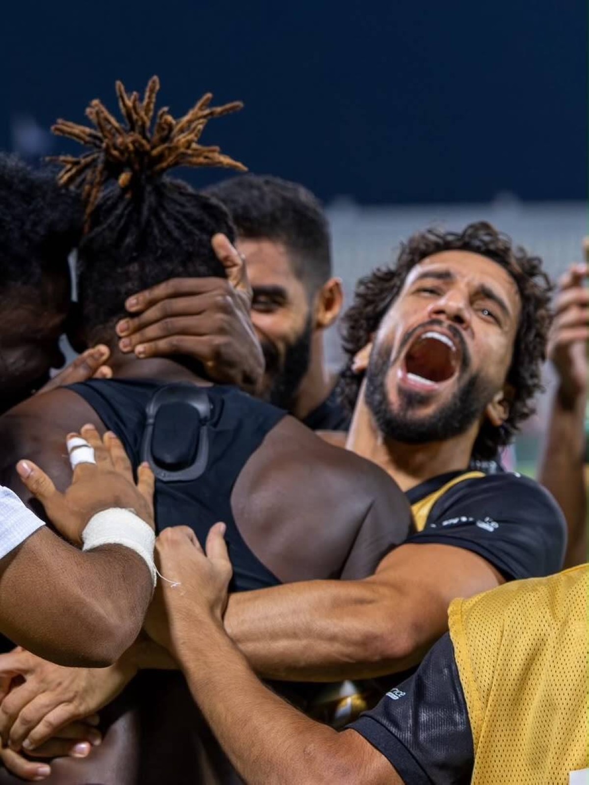 طارق أحمد يودع يونايتد بعد إنجاز الصعود التاريخي