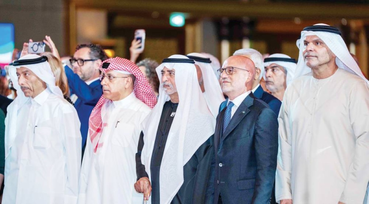 نهيان بن مبارك وعلي الأحمد وجانب من حضور الاحتفال