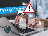 شرطة أبوظبي تحذر من الروابط والصفحات المزيفة في محركات البحث