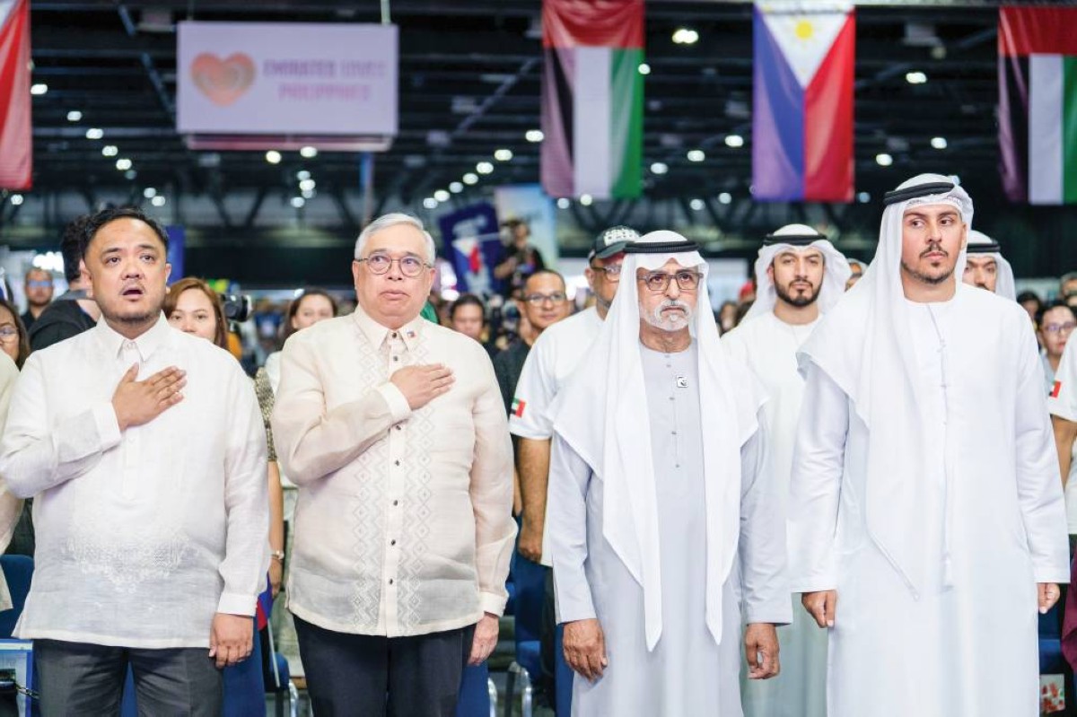نهيان بن مبارك: الإمارات وطن يرحب بالآخرين من مختلف الجنسيات