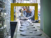 " OEM " ثلاثة أحرف توفر عليك آلاف الدراهم