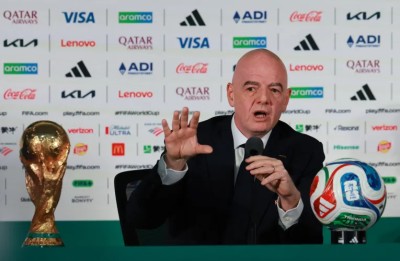 رئيس فيفا يعلق على استبعاد الحكم الصومالي من كأس العالم ويشيد بترامب