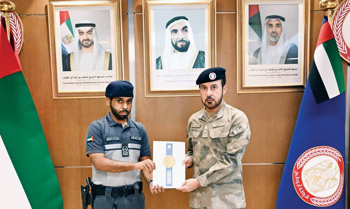 أحمد المهيري خلال تكريم مايد الزعابي