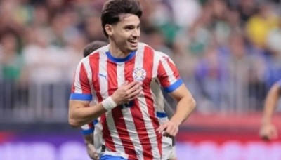 كيف تحول مدافع باراغواي داميان إلى «بطل قومي» في أمريكا ؟