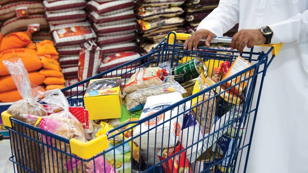 ثبات أسعار غالبية السلع الأساسية في يونيو