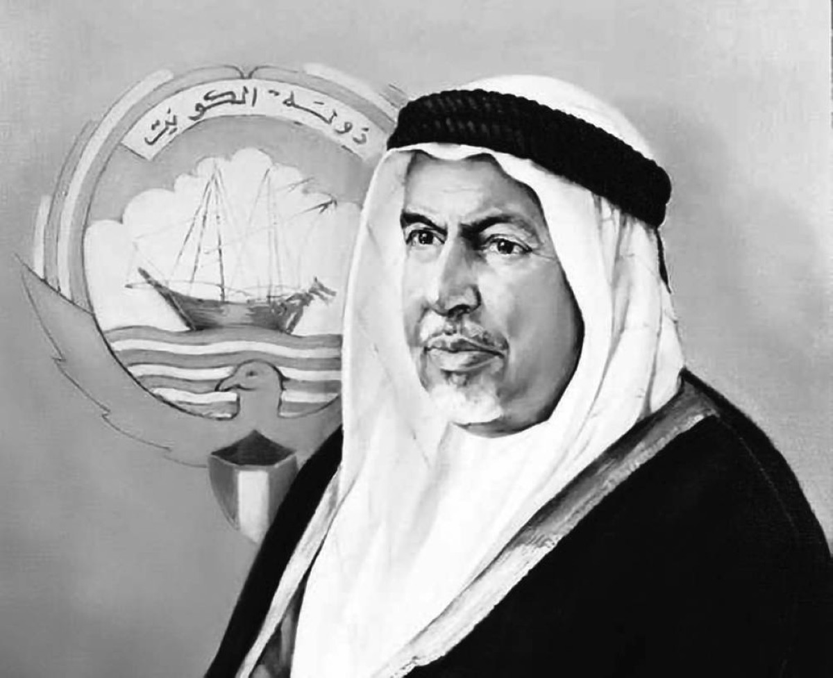 1961 -  عبدالله السالم الصباح يوقع اتفاقية تلغي الحماية البريطانية ويعلن استقلال الكويت.