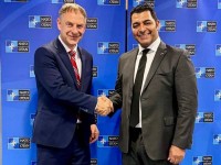 مقصود كروز يبحث تعزيز الشراكة مع حلف الناتو في مكافحة التطرف والإرهاب