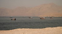الجيش الأميركي يعلن رفع الحصار عن الموانئ الإيرانية