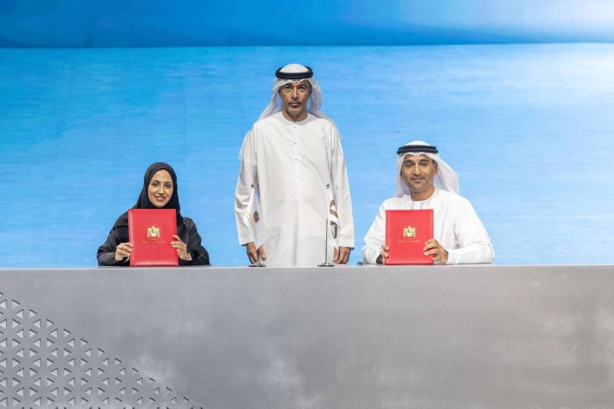 تفاهم بين «الاقتصاد» و«الإمارات المالي» لتعزيز القدرات الوطنية في الرقابة المالية