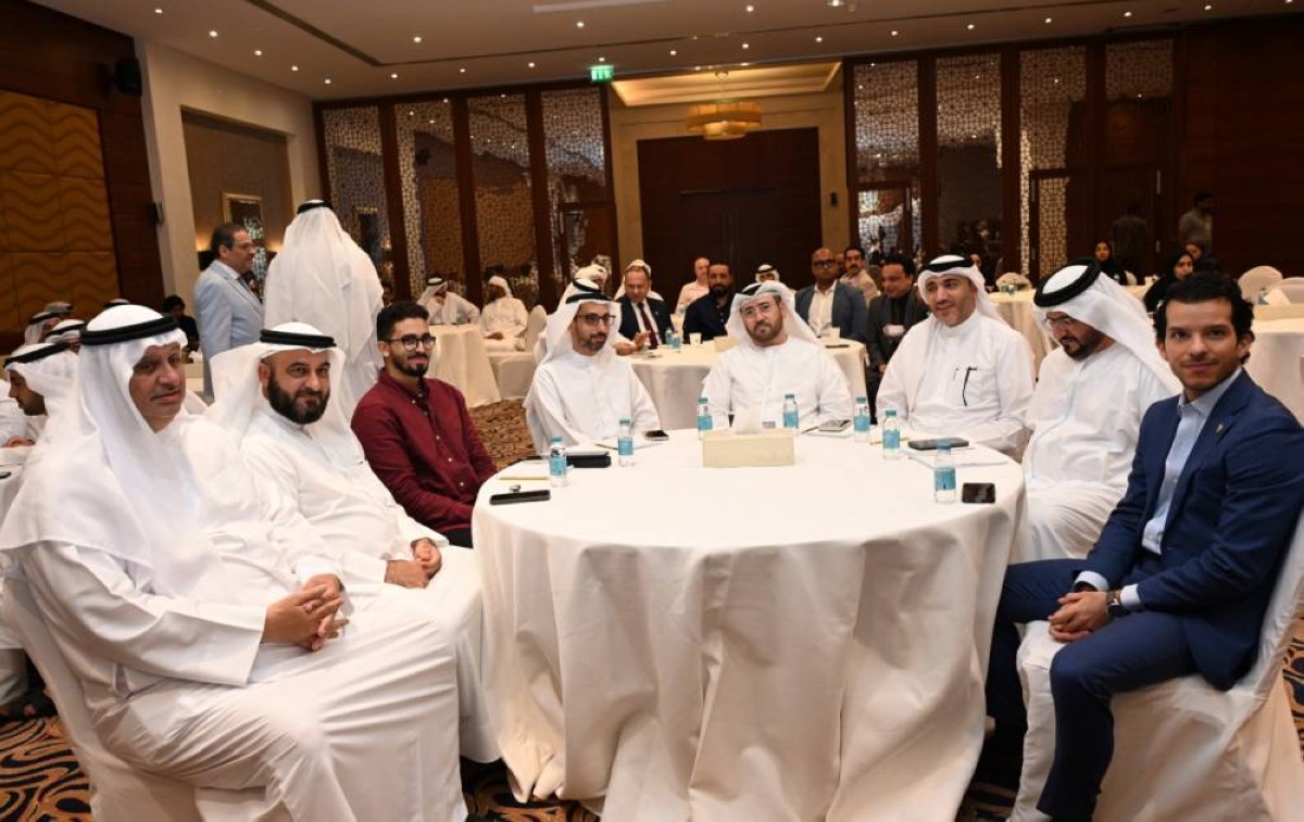 ندوة للتعريف بالممر اللوجستي بين الشارقة وسلطنة عُمان