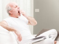 متى يكون الشعور بالنعاس أثناء النهار نذير خطر على الصحة؟