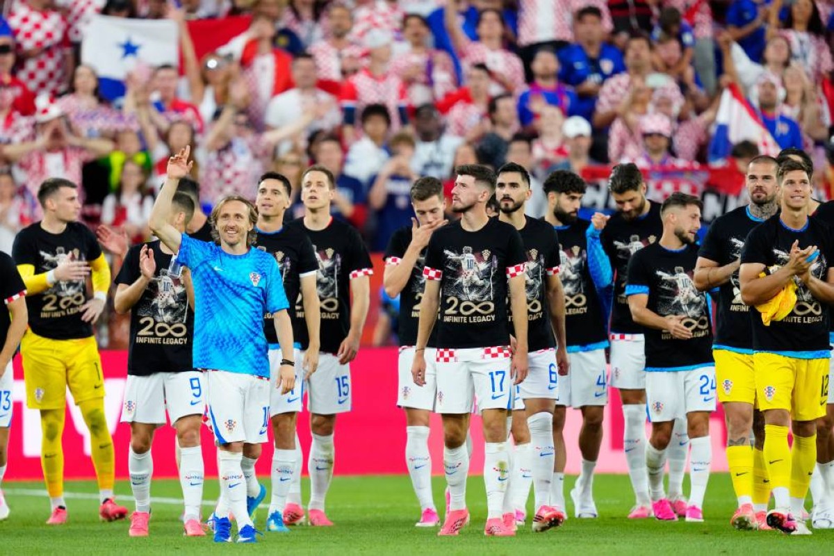 كرواتيا تحتفل بوصول مودريتش إلى 200 مباراة دولية