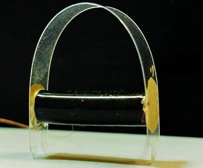 روبوت بسماكة شعرة