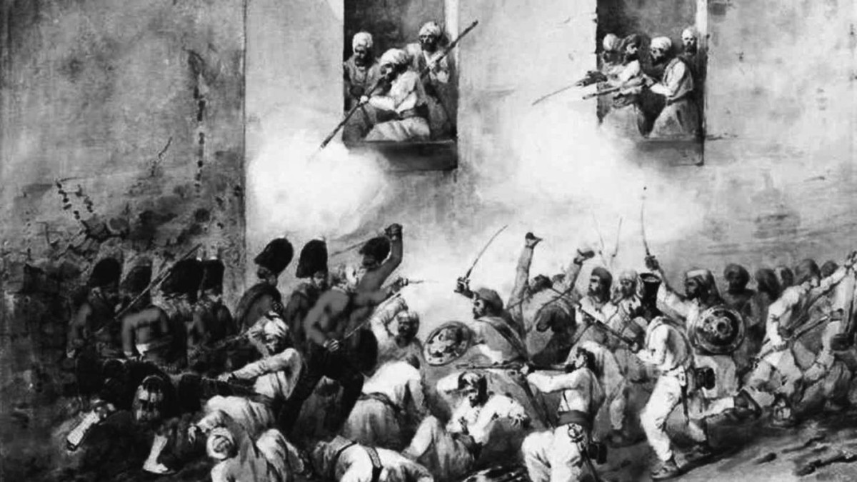 1882 -  الحكومة البريطانية تقرر رسمياً احتلال مصر.