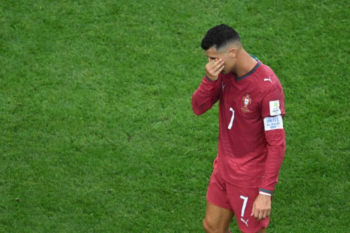 رونالدو يودع كأس العالم بالدموع