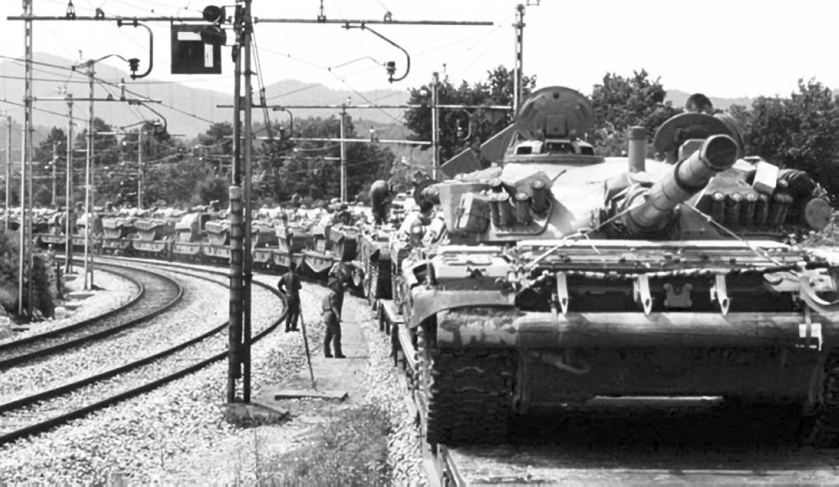 1991 - التوقيع على «اتفاقية بريوني» منهيةً الحرب التي شنتها يوغوسلافيا على سلوفينيا
