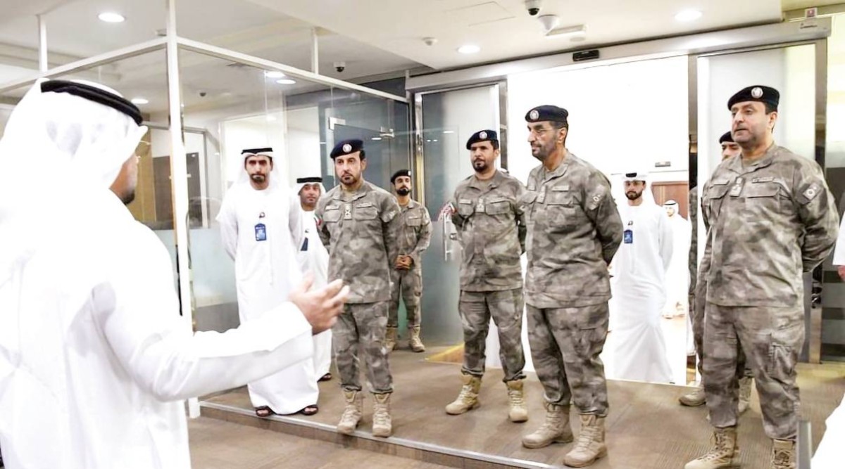 أحمد المهيري خلال الجولة التفقدية